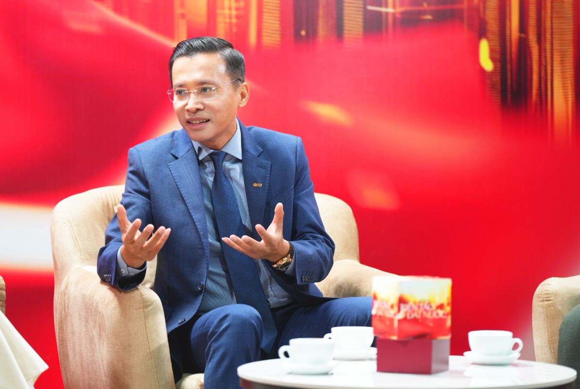 Chia sẻ góc nhìn doanh nghiệp Ông Phạm Như Ánh trao đổi tại tọa đàm